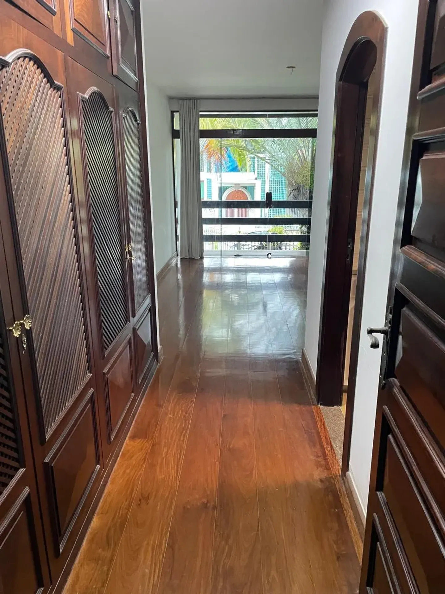 Casa com 5 quartos e cozinha fechada a gás — photo 44