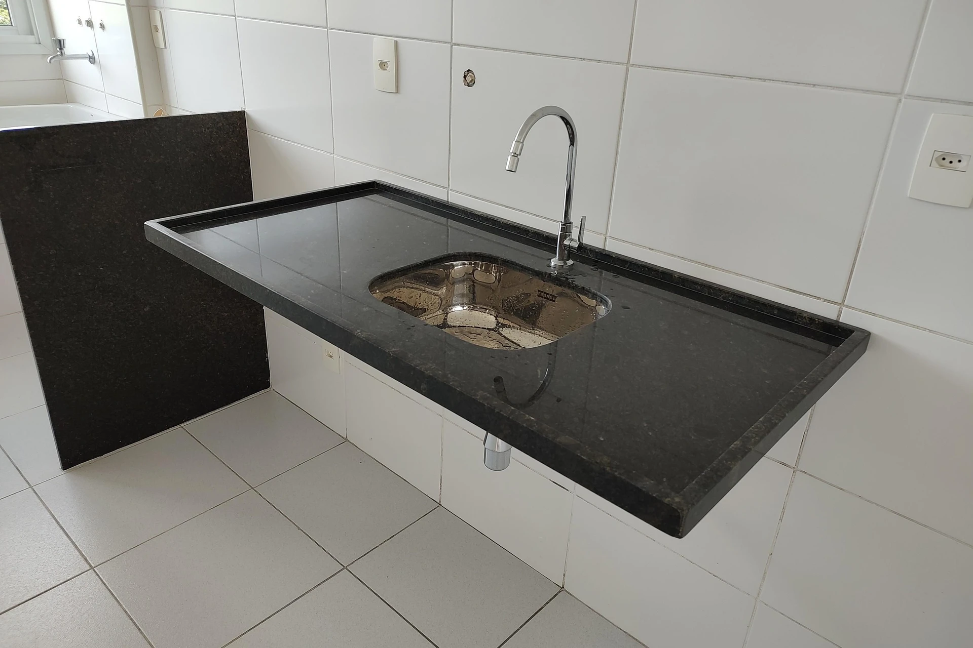 Apartamento com 2 quartos e varanda — photo 23