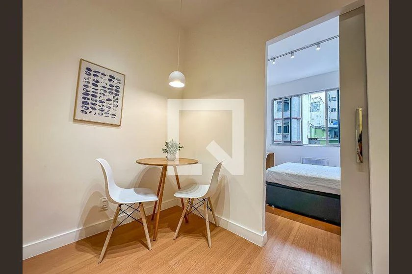 Furnished apartment, 35 m², with a home office — photo 20