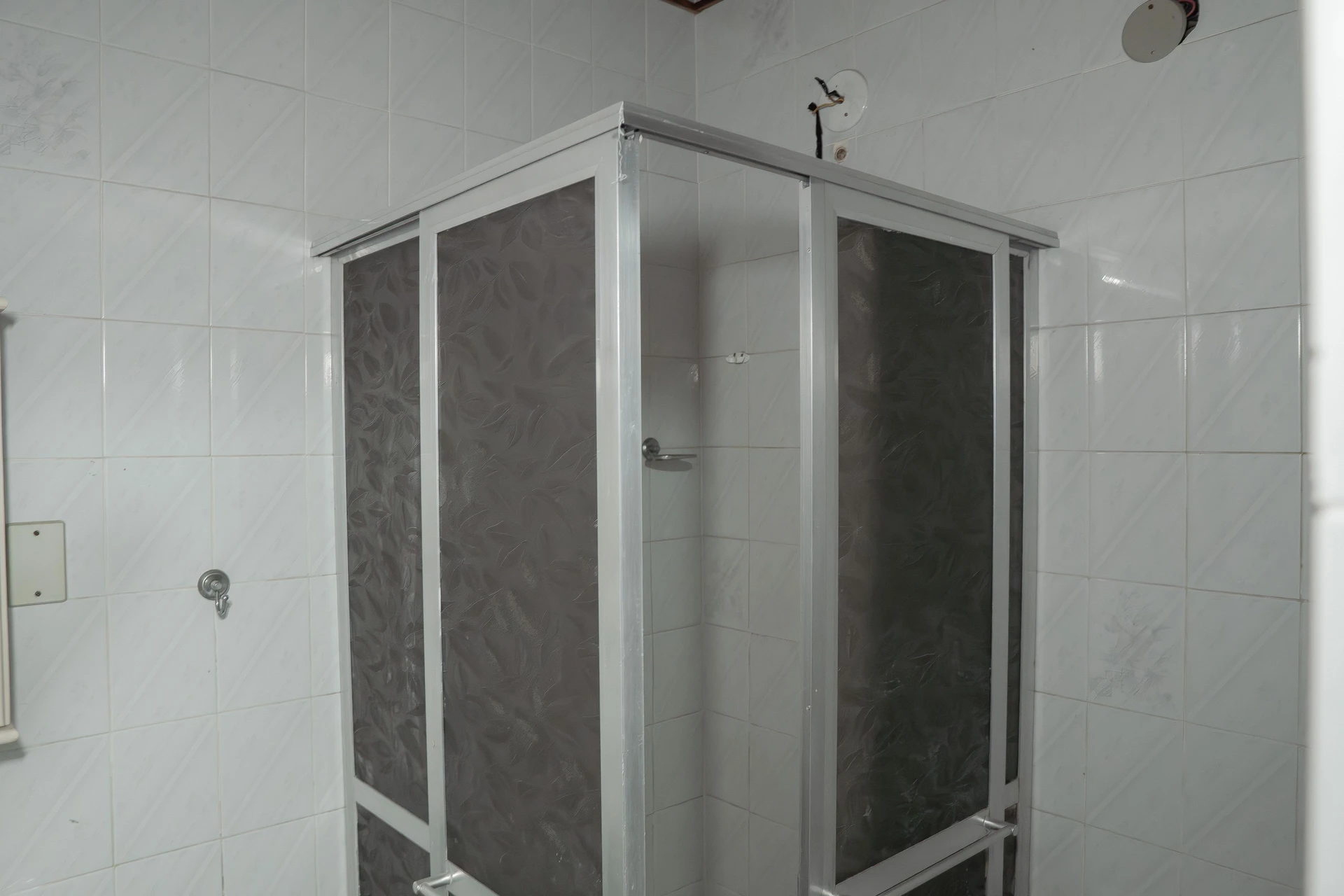 3-bedroom apartment, 1 with its own bathroom, 120 m² — photo 35