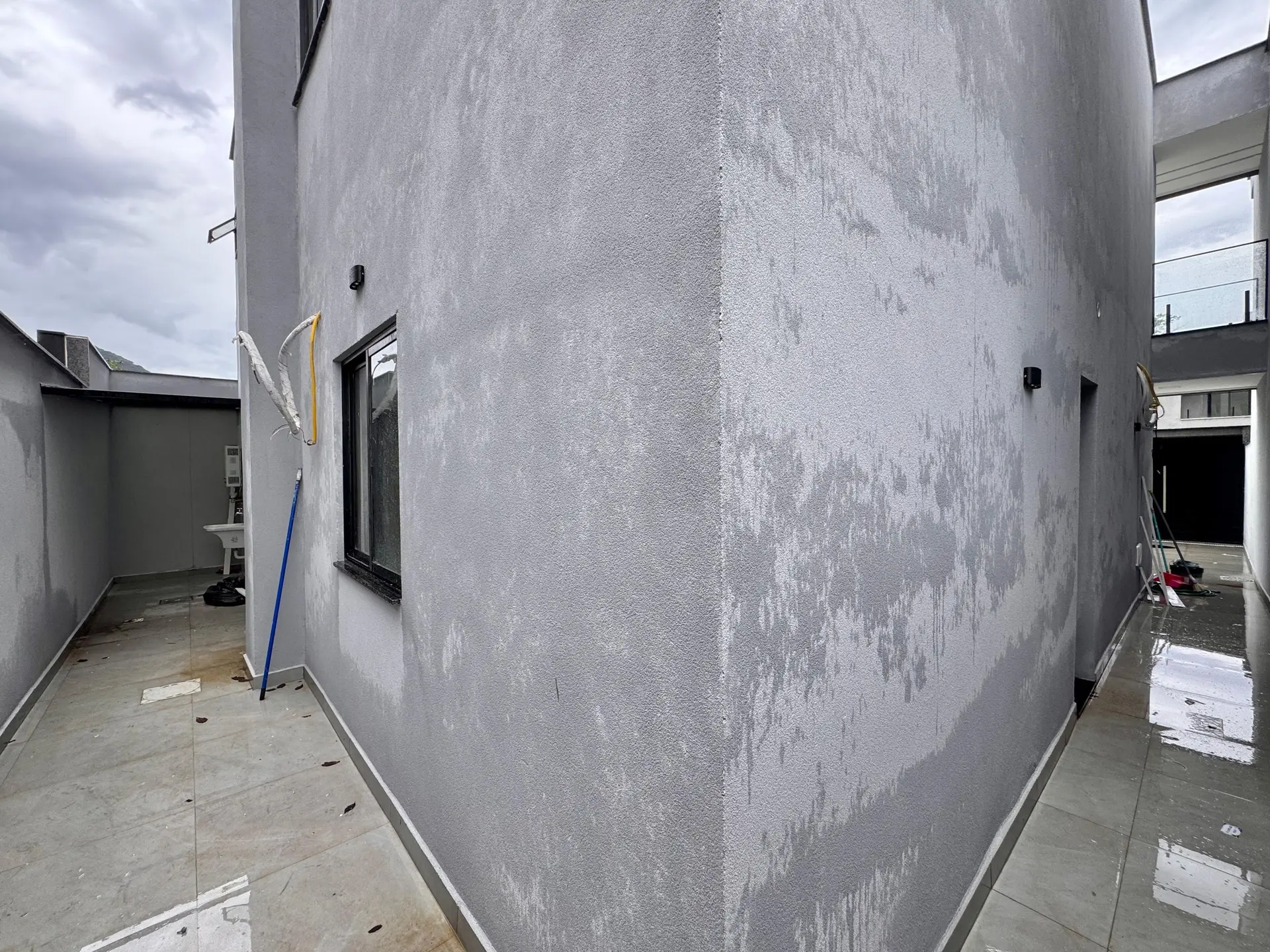 Condo house with 4 en-suite bedrooms and private yard — photo 22