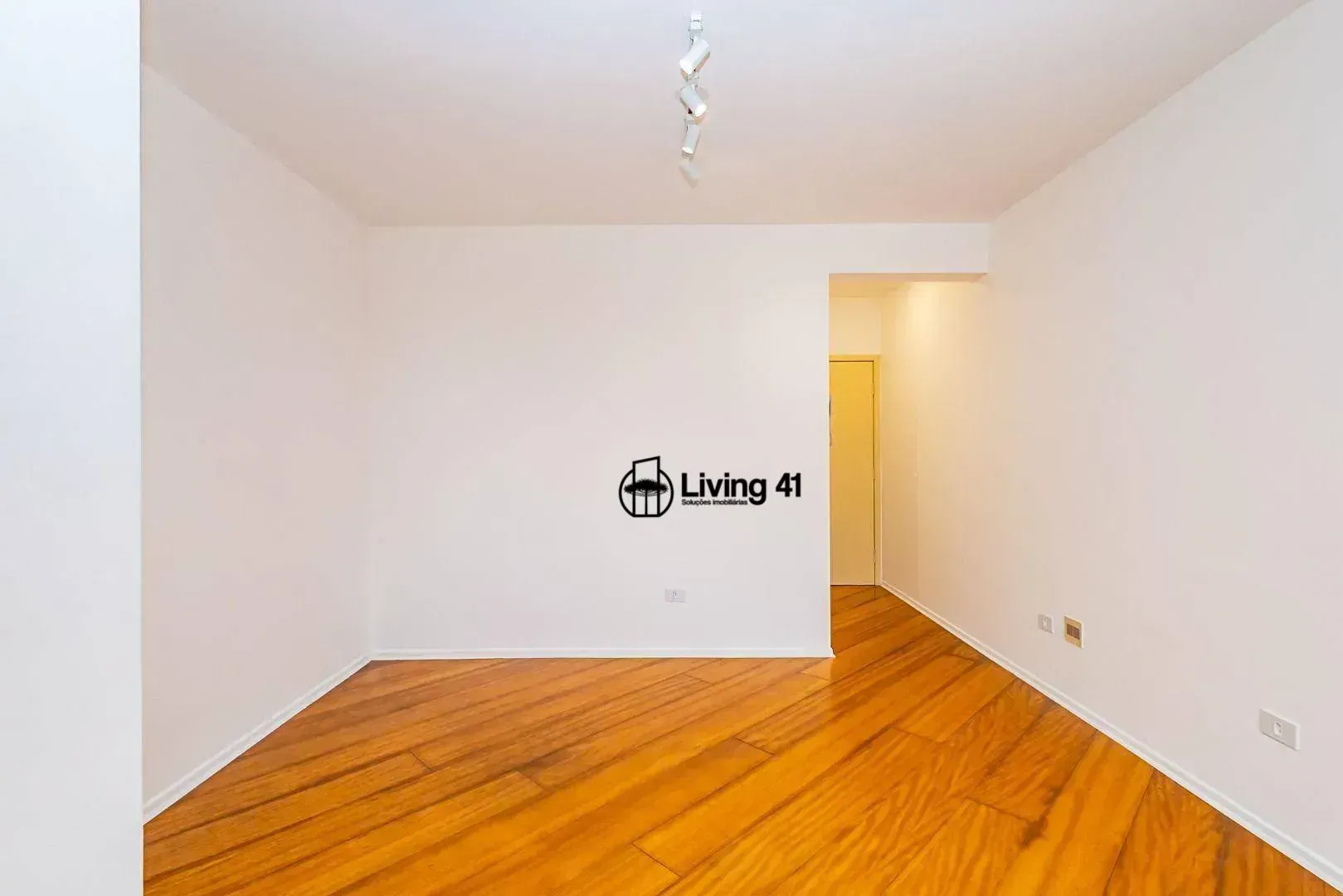 Квартира с 3 спальнями, 81 м² и 2 местами — photo 9