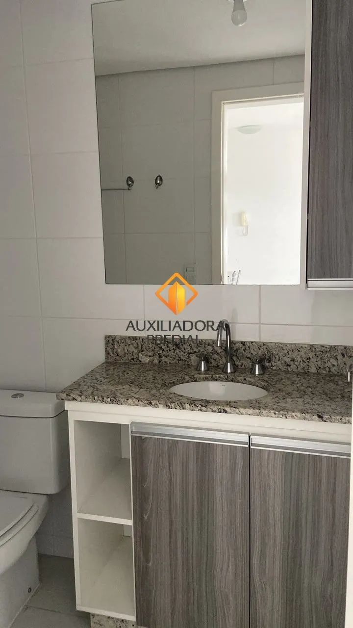 Furnished 1-bedroom apartment with open kitchen — photo 8