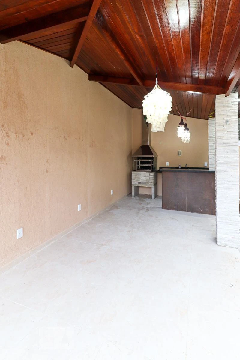 Casa mobiliada de 250 m² com 4 quartos e churrasqueira na varanda — photo 36