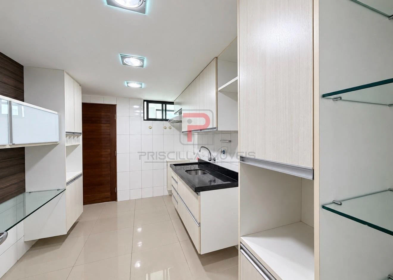 Стиральная машина и 2 спальни: квартира 70 м² — photo 22