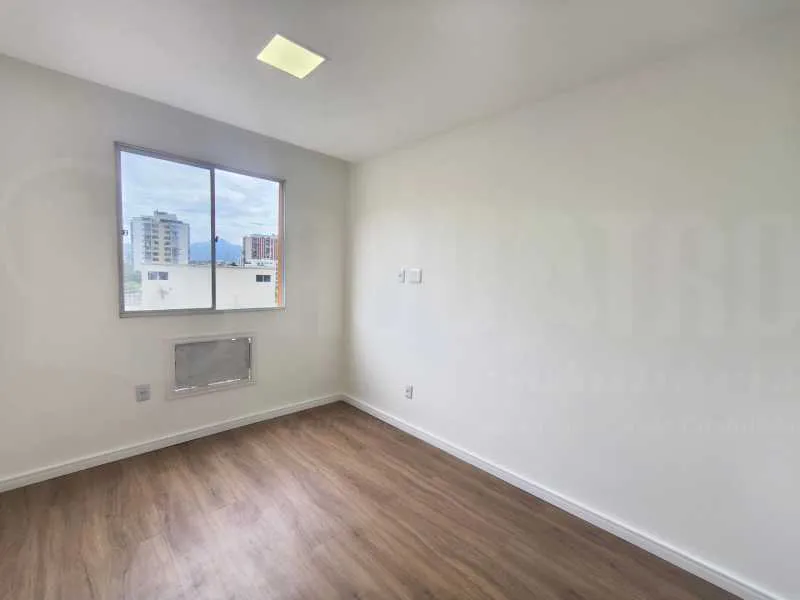 3-bedroom apartment with a mountain view — photo 14