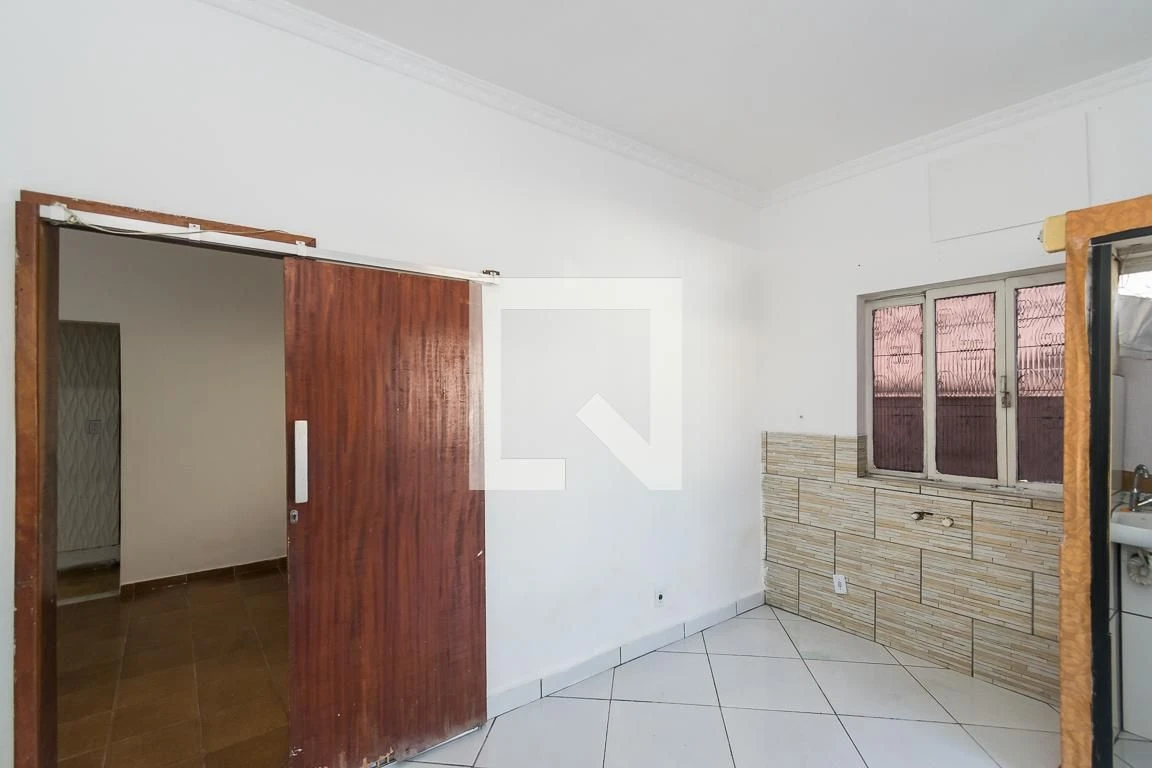 Casa para locação com 3 quartos, 2 banheiros e 1 vaga — photo 23