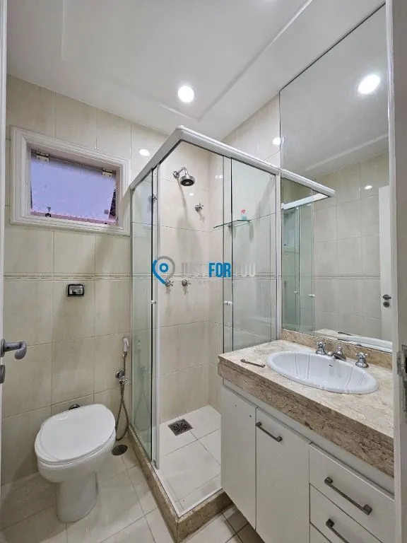 House with 5 bedrooms, 300 m² and a closed gas kitchen — photo 37
