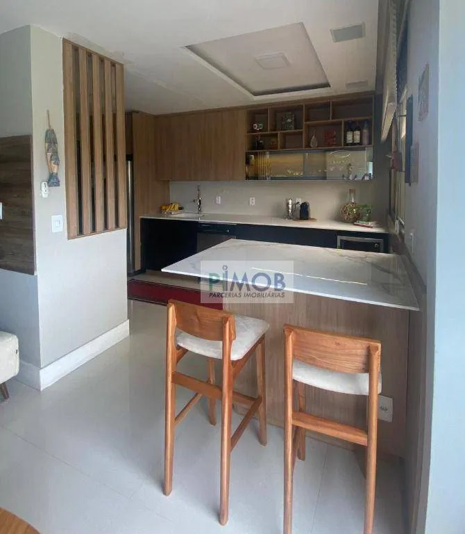 Furnished 2-bedroom apartment with 100 m² and parking — photo 23