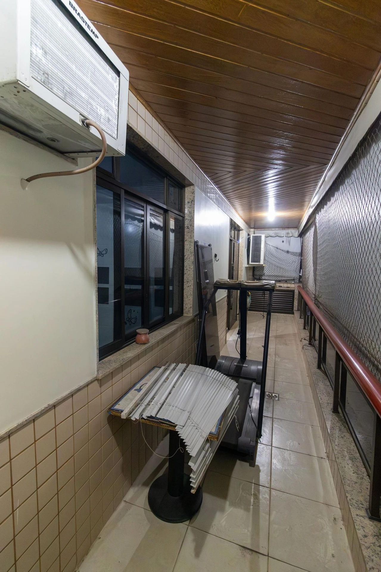 4-bedroom apartment with 2 en-suite bathrooms and garden — photo 50