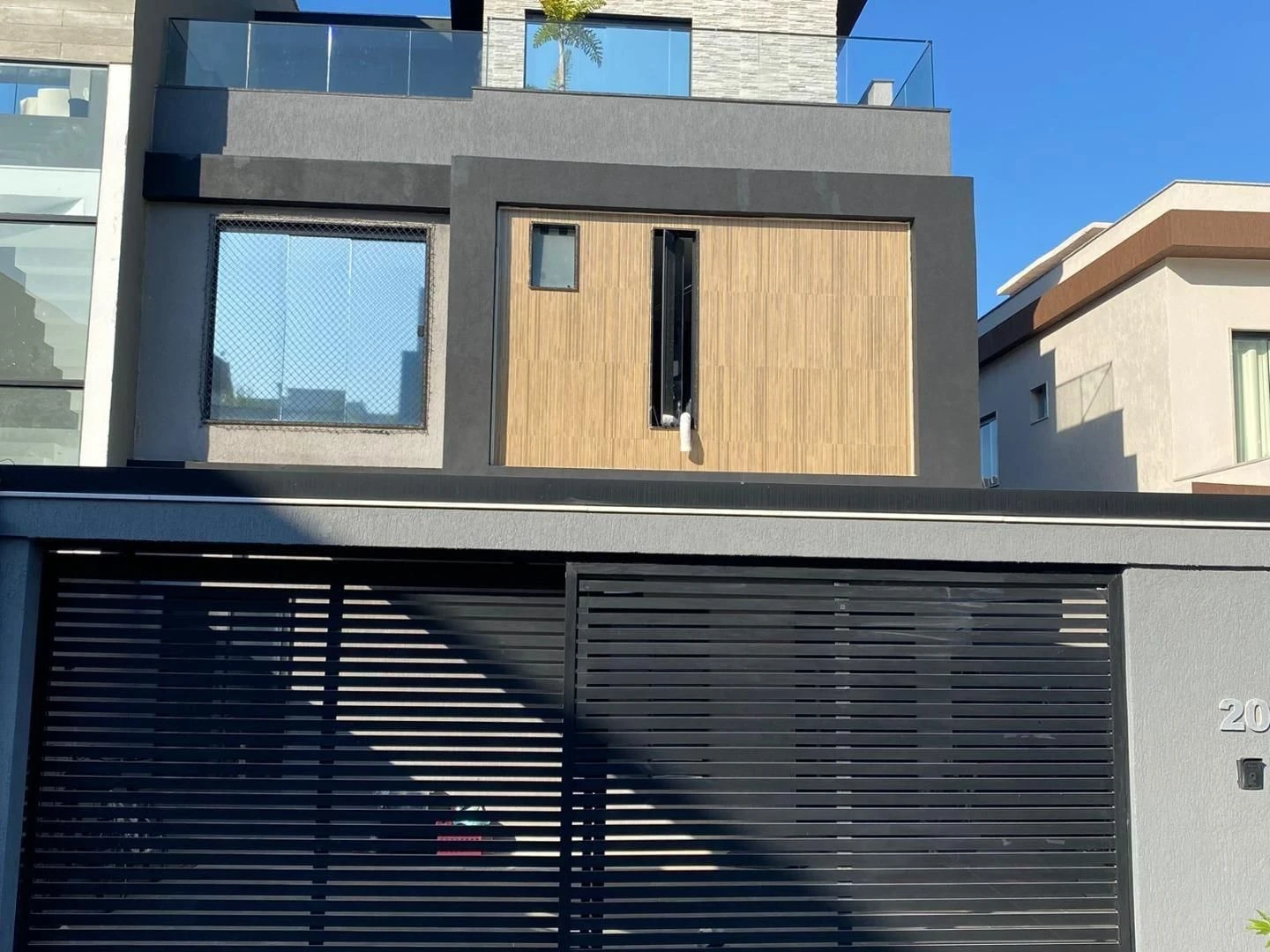 House, 320 m², with a garden — photo 12
