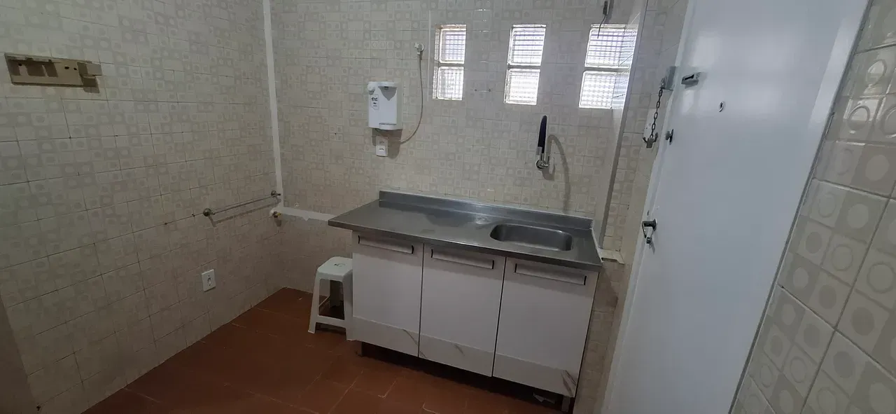 2-bedroom, 2-bath apartment with no parking space — photo 10