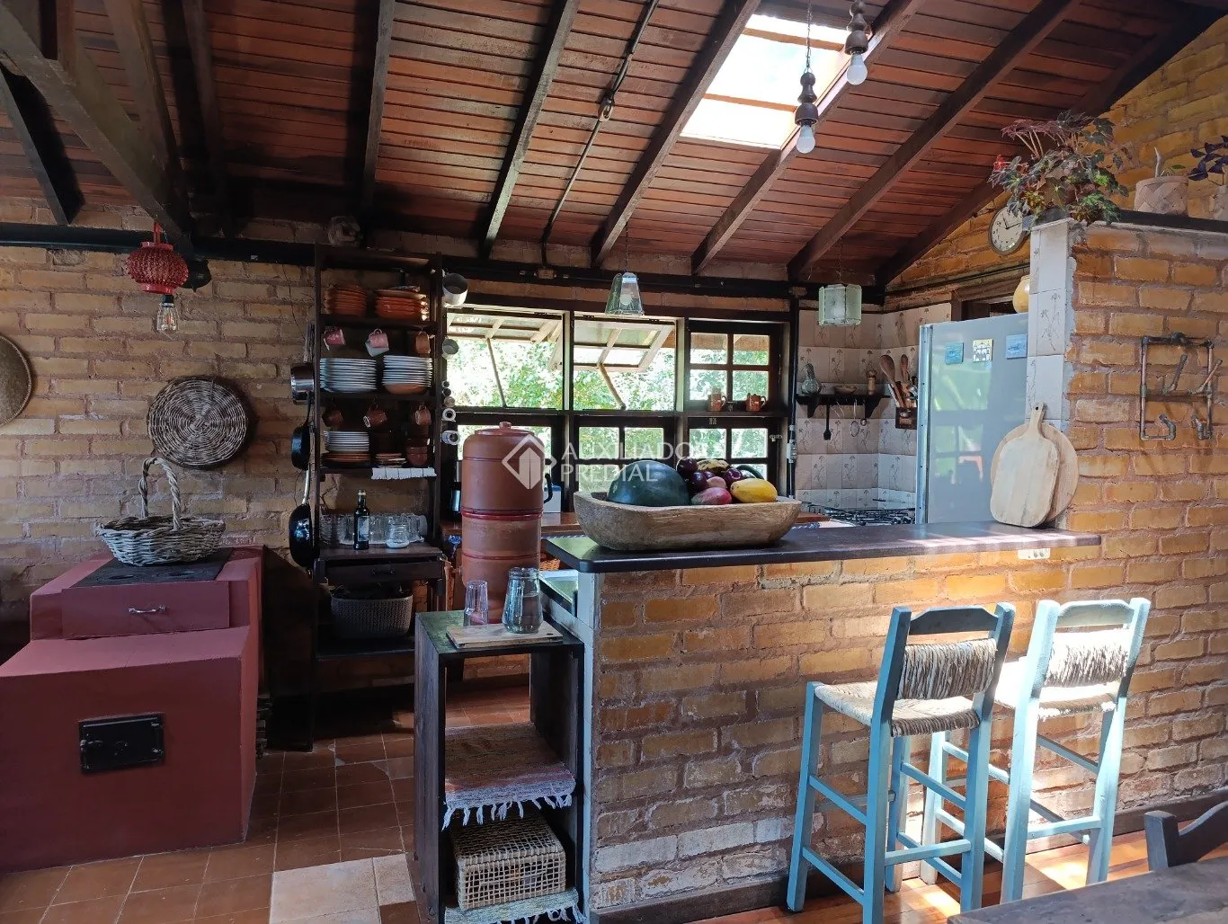 Furnished house with a balcony, 6 bedrooms and 3 baths — photo 58