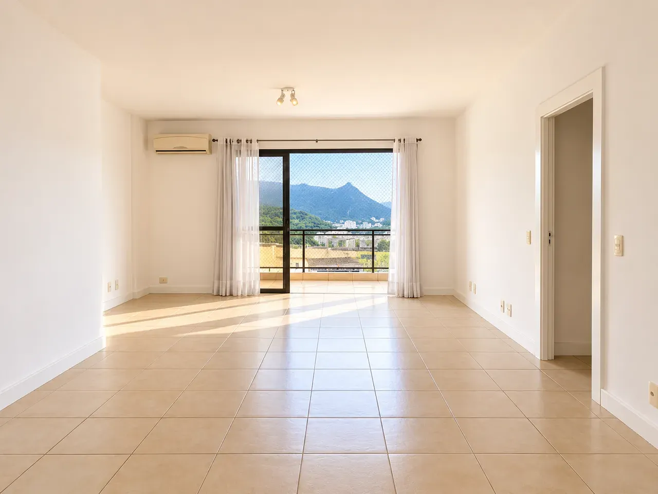 Apartamento de 3 quartos com closet — photo 11