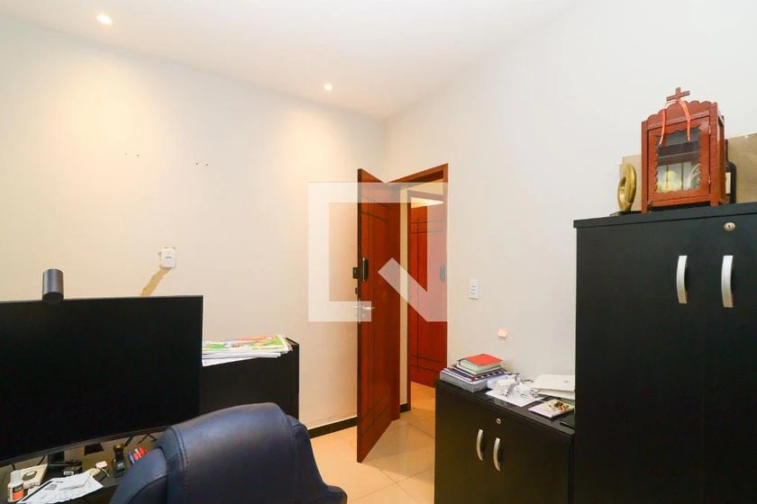 Furnished apartment, 70 m², with a home office — photo 25