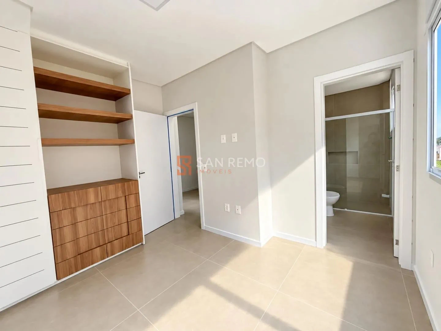 2-bedroom house with a home office — photo 7