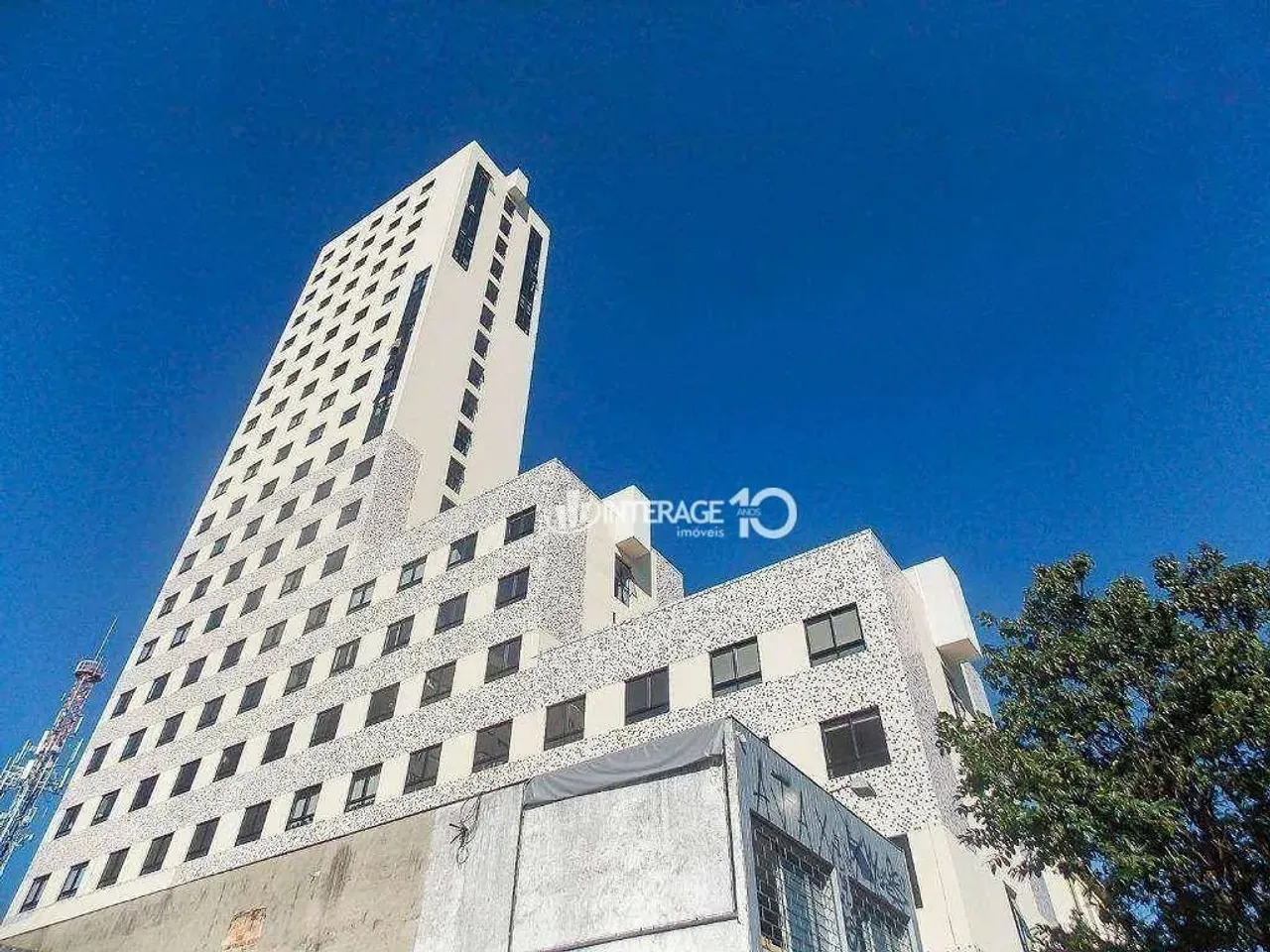 Semi-furnished 1-bedroom apartment with 21 m² — photo 17
