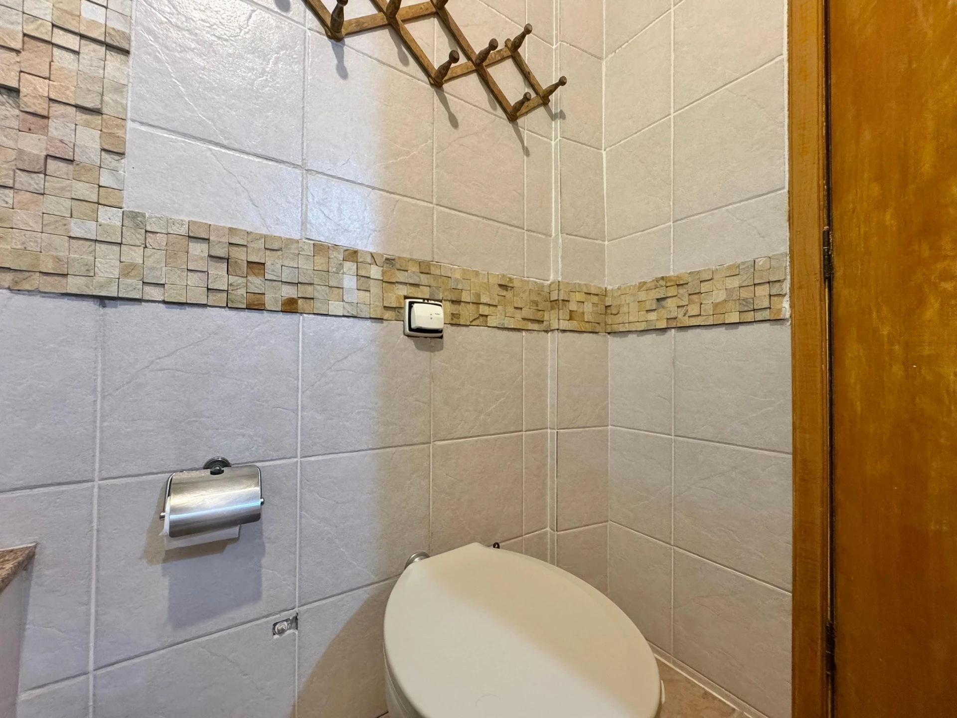Casa mobiliada com 5 quartos e escritório no imóvel — photo 3