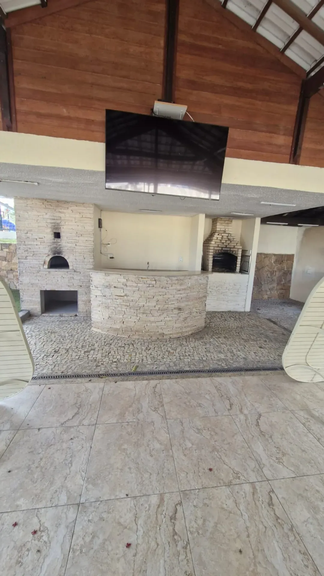 Apartment, 68 m², with a glass-enclosed balcony — photo 54