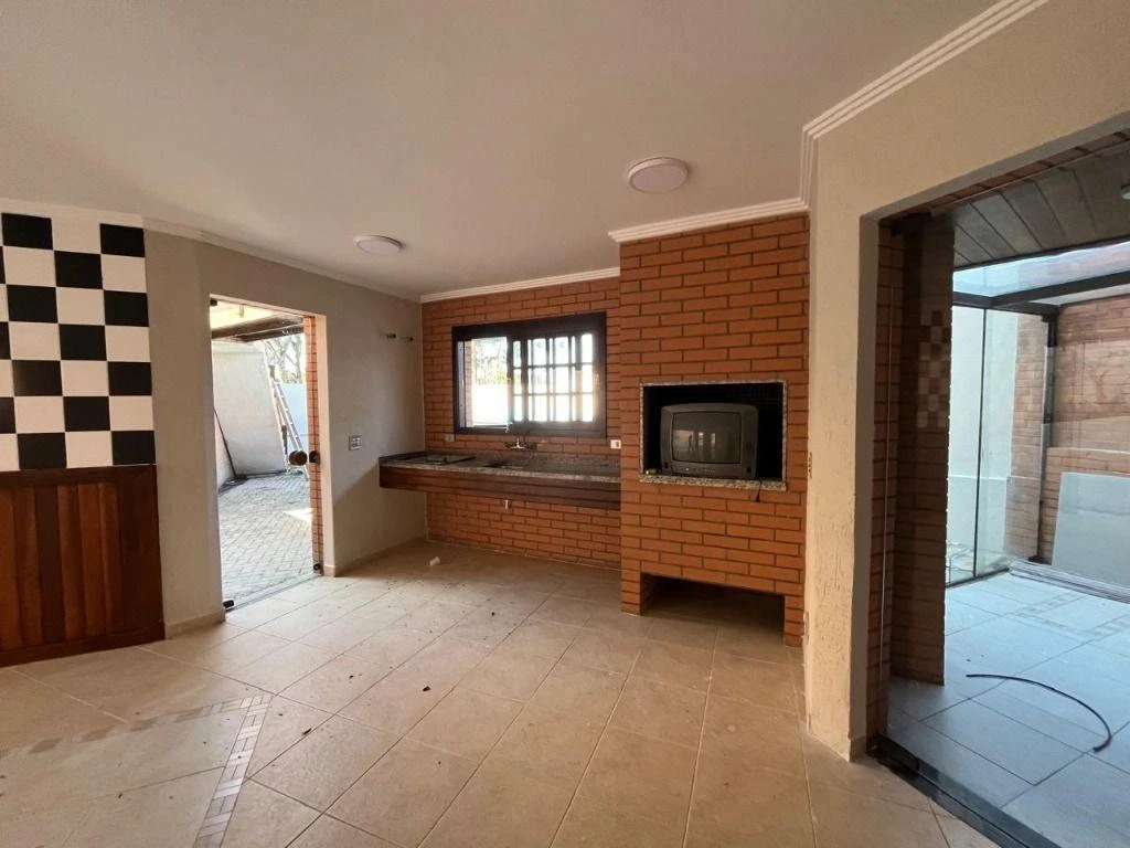 House with 3 en-suite bedrooms and a balcony, 450 m² — photo 7