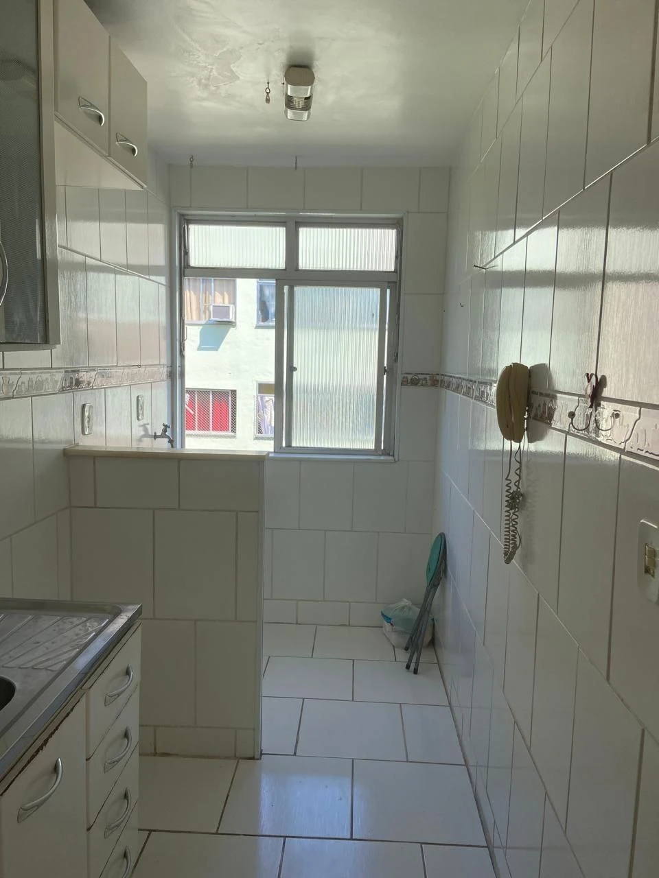 Unfurnished 2-bedroom apartment with a separate kitchen — photo 11