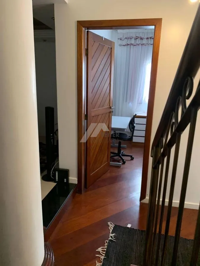 Furnished house with a workspace and 5 bedrooms — photo 42