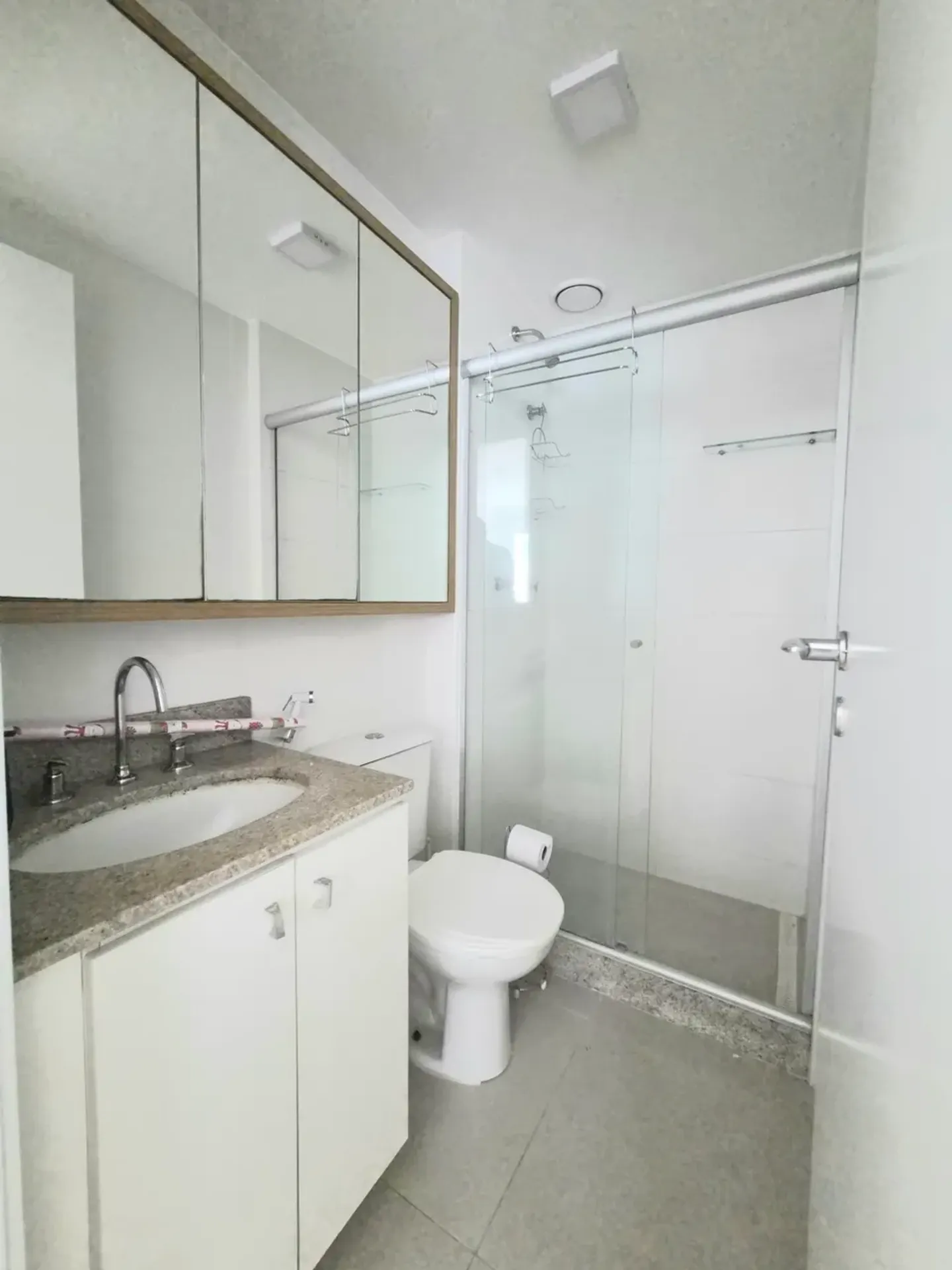 Furnished apartment, 61 m², with a home office — photo 24