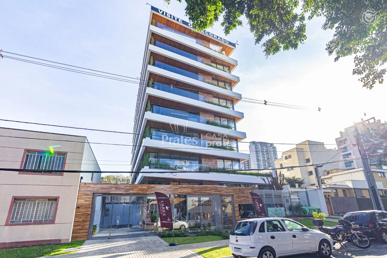 Furnished apartment with 3 en-suite bedrooms and balcony — photo 36