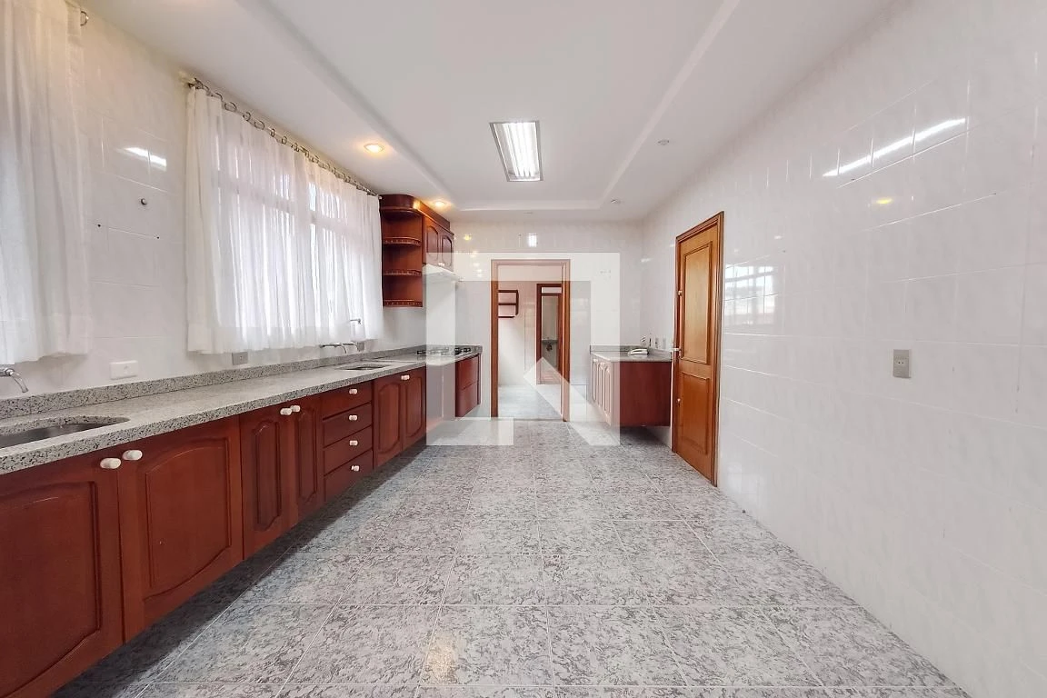 4-bedroom apartment with a water view in Rio de Janeiro — photo 8