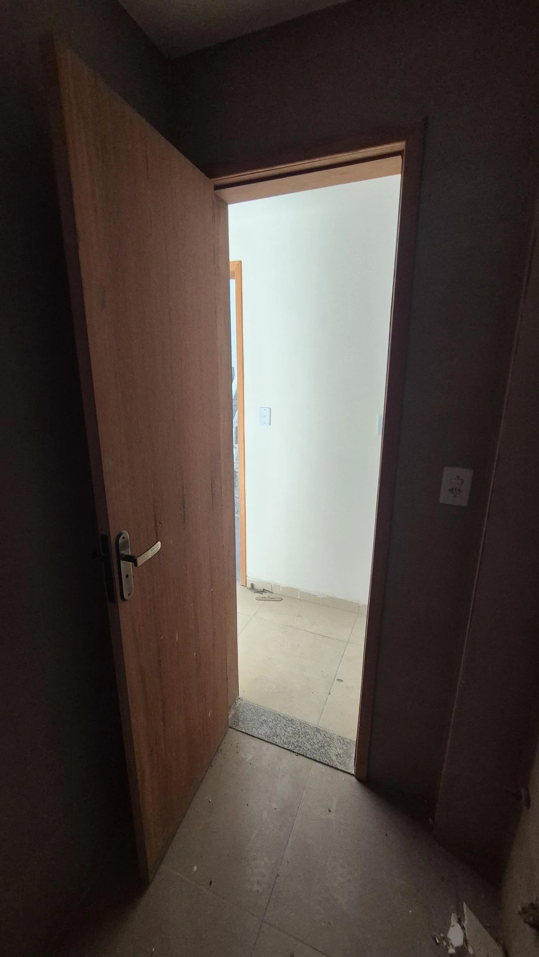 2-bedroom apartment with 1 bathroom and parking — photo 17