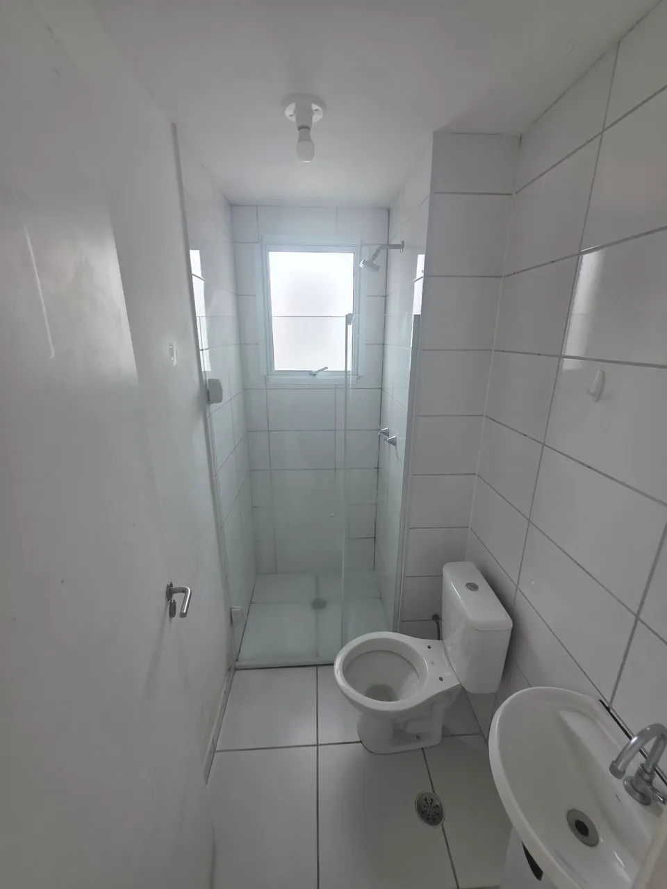 2-bedroom apartment in a building with a gym — photo 6