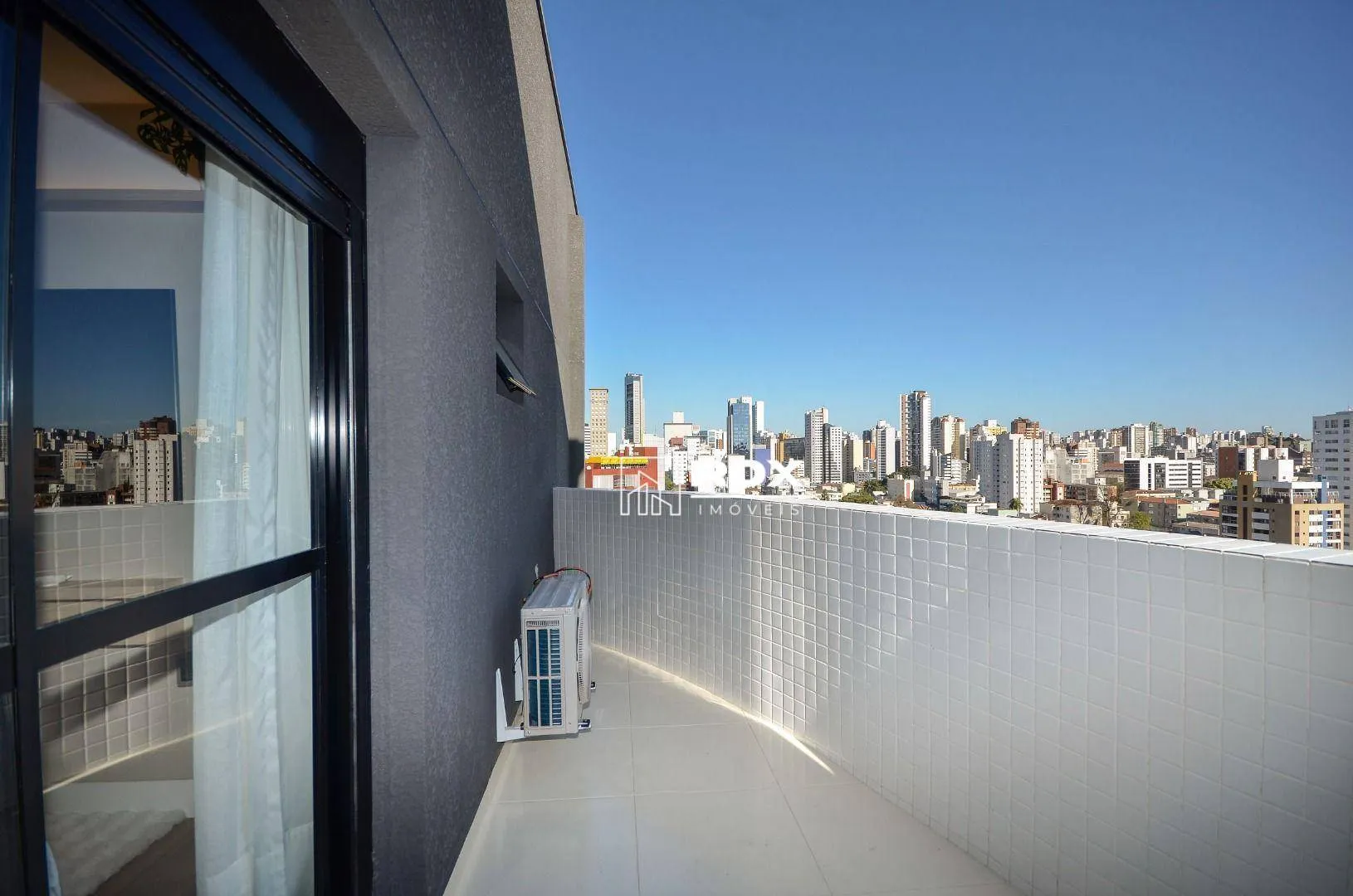Furnished apartment with 3 bedrooms and private BBQ — photo 37