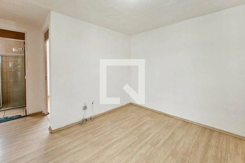 2-bedroom apartment in a building with a pool — photo 24