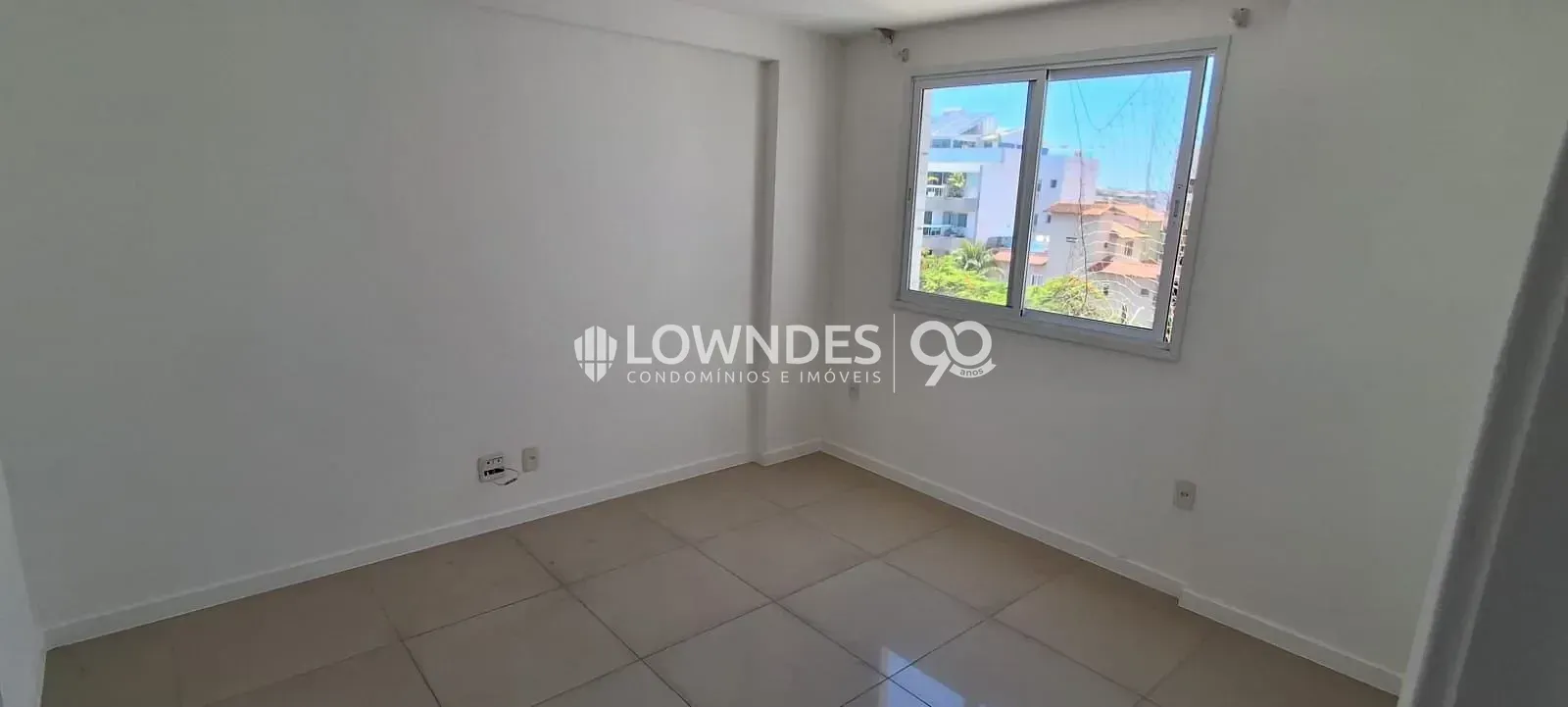 179 m² apartment with 4 en-suite bedrooms and a terrace — photo 31