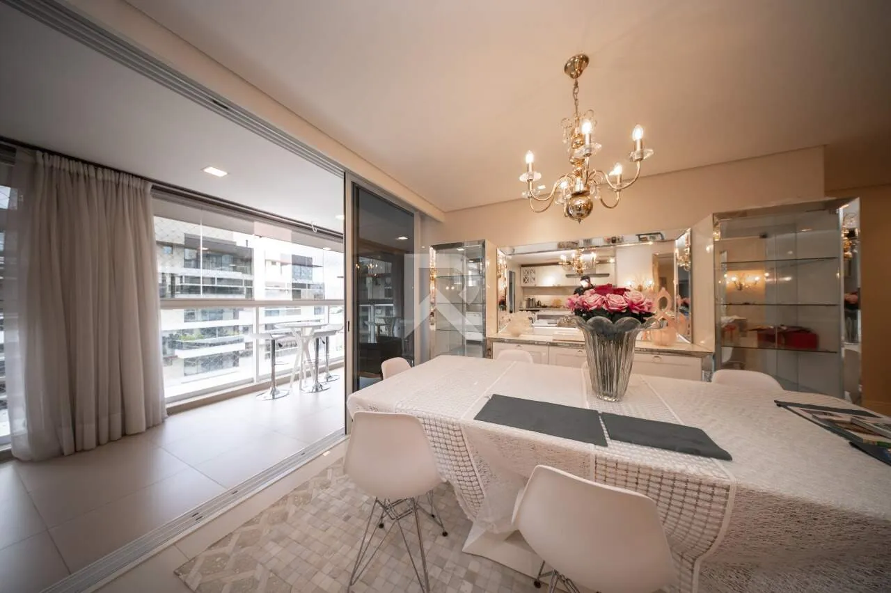 Apartamento mobiliado com 3 suítes e 130 m² — photo 2