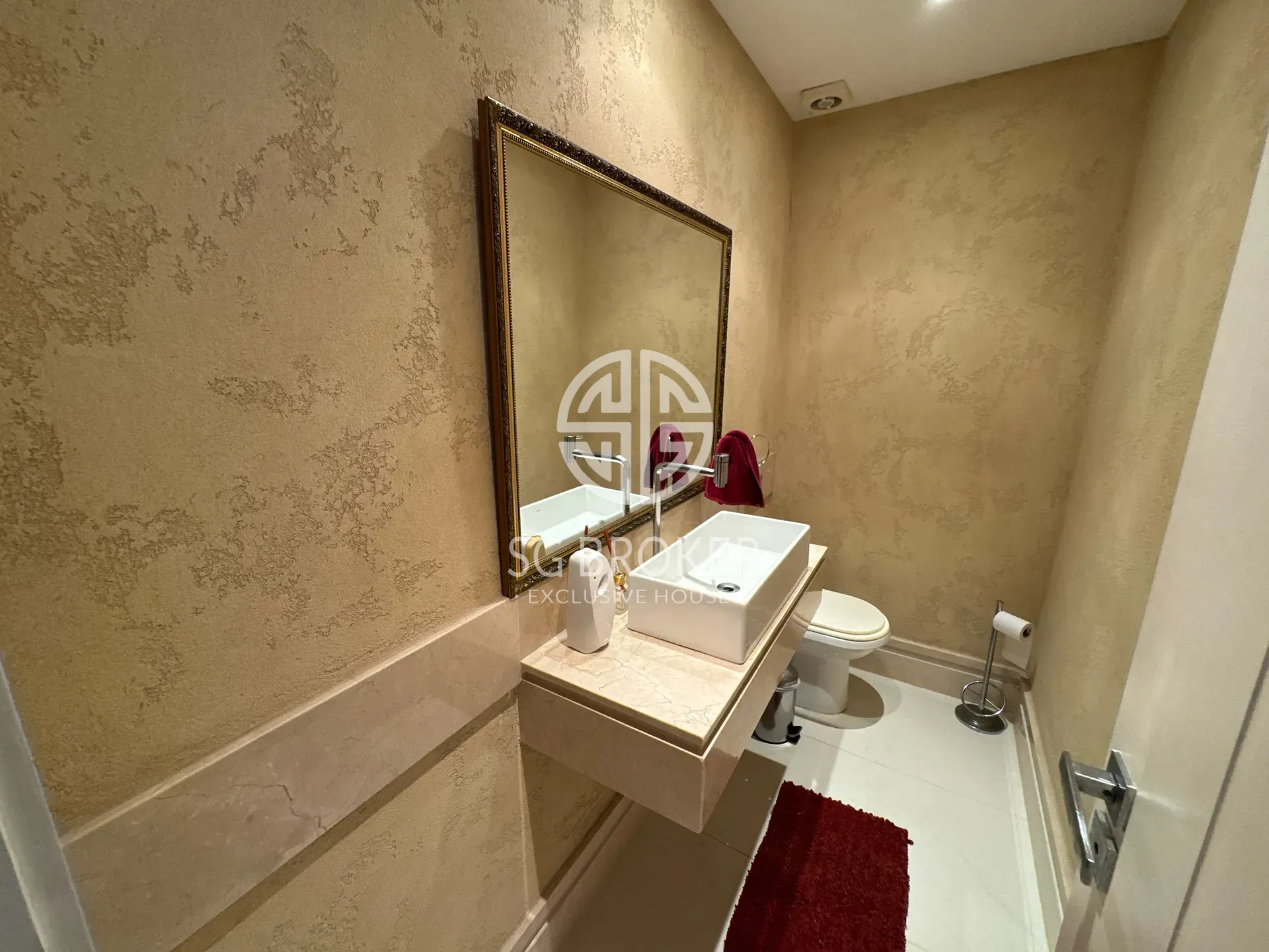 Casa para locação com 5 quartos e churrasqueira na varanda — photo 67
