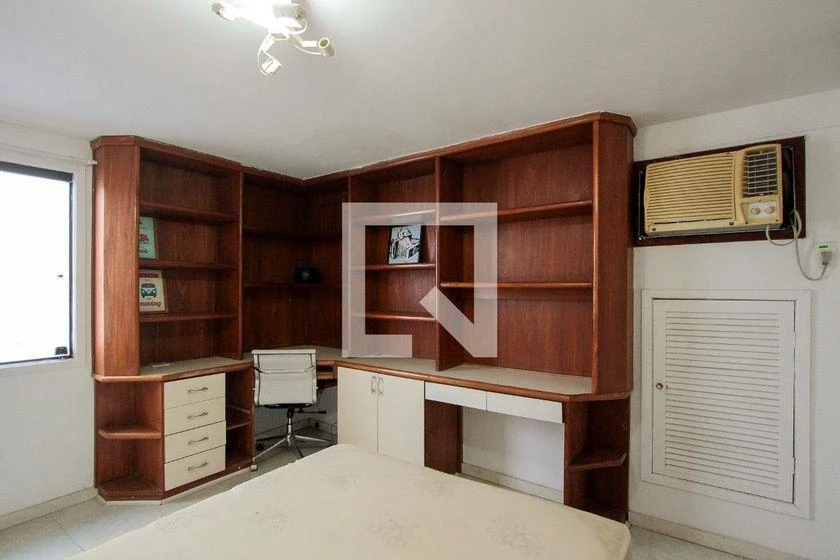 Меблированный дом с 4 спальнями и 3 сьютами, 450 м² — photo 12
