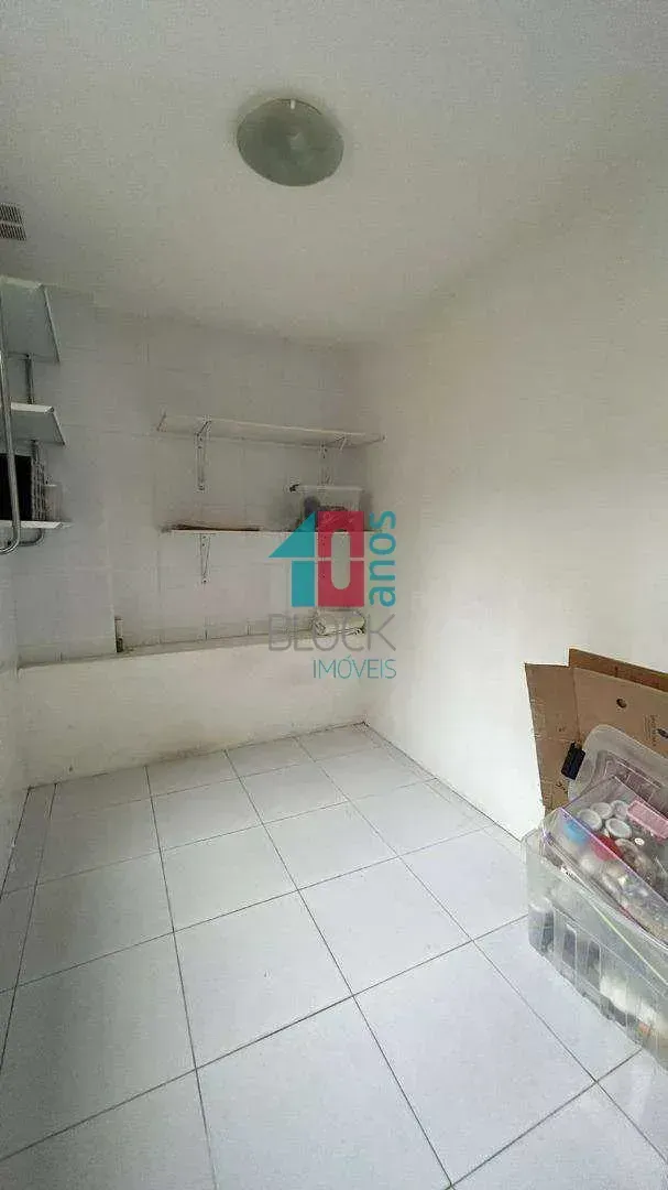 Penthouse with 3 bedrooms, 2 suites, 250 m² — photo 32