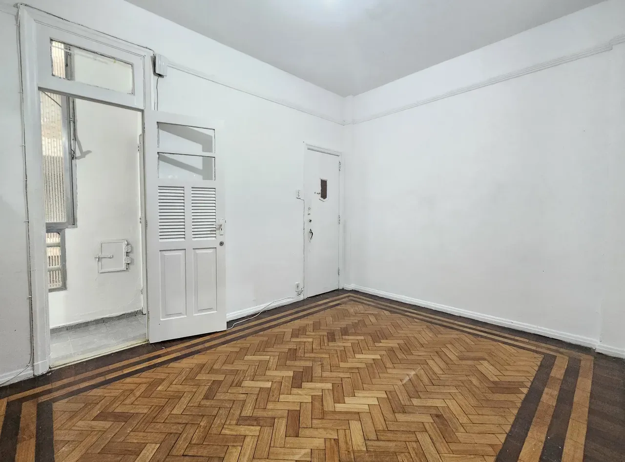 Apartamento com piso de madeira ou laminado, Copacabana — photo 2