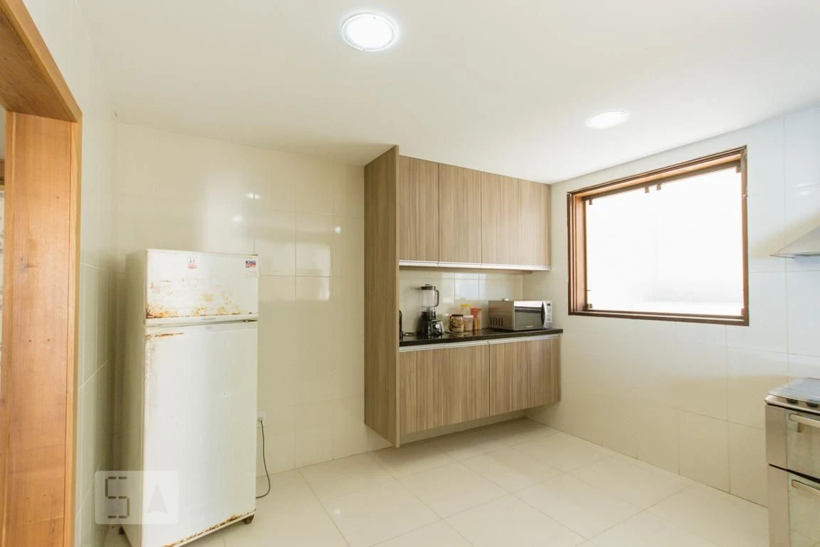 Casa mobiliada com 3 suítes e 6 banheiros — photo 17