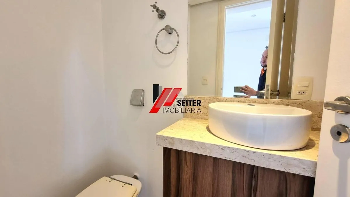 255 m² apartment with a private pool and a bathtub — photo 45