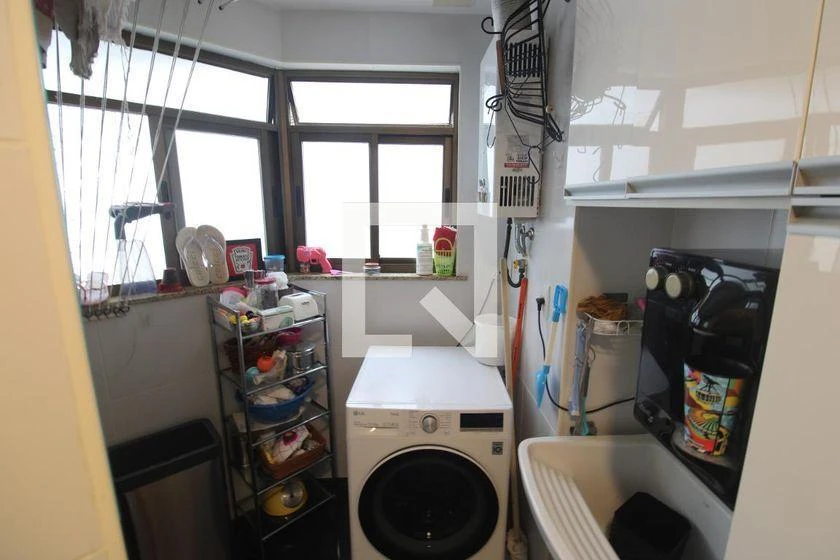 Furnished apartment, 112 m², with a glass-enclosed balcony — photo 29