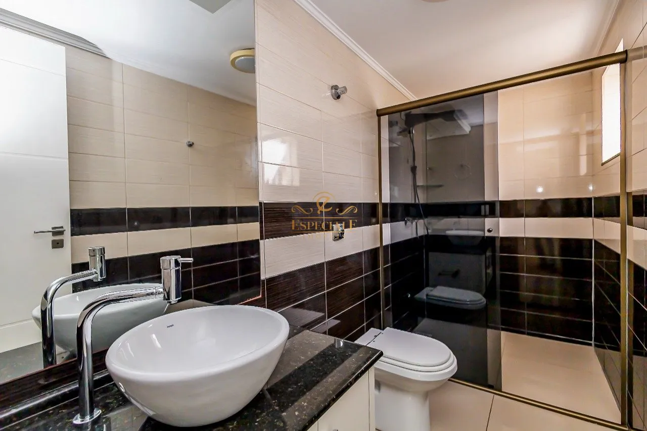 3-bedroom house with a home office in Curitiba — photo 24