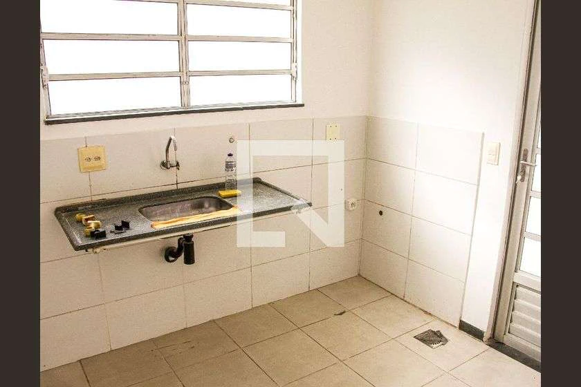 Condo townhouse with 3 bedrooms and a balcony grill — photo 6