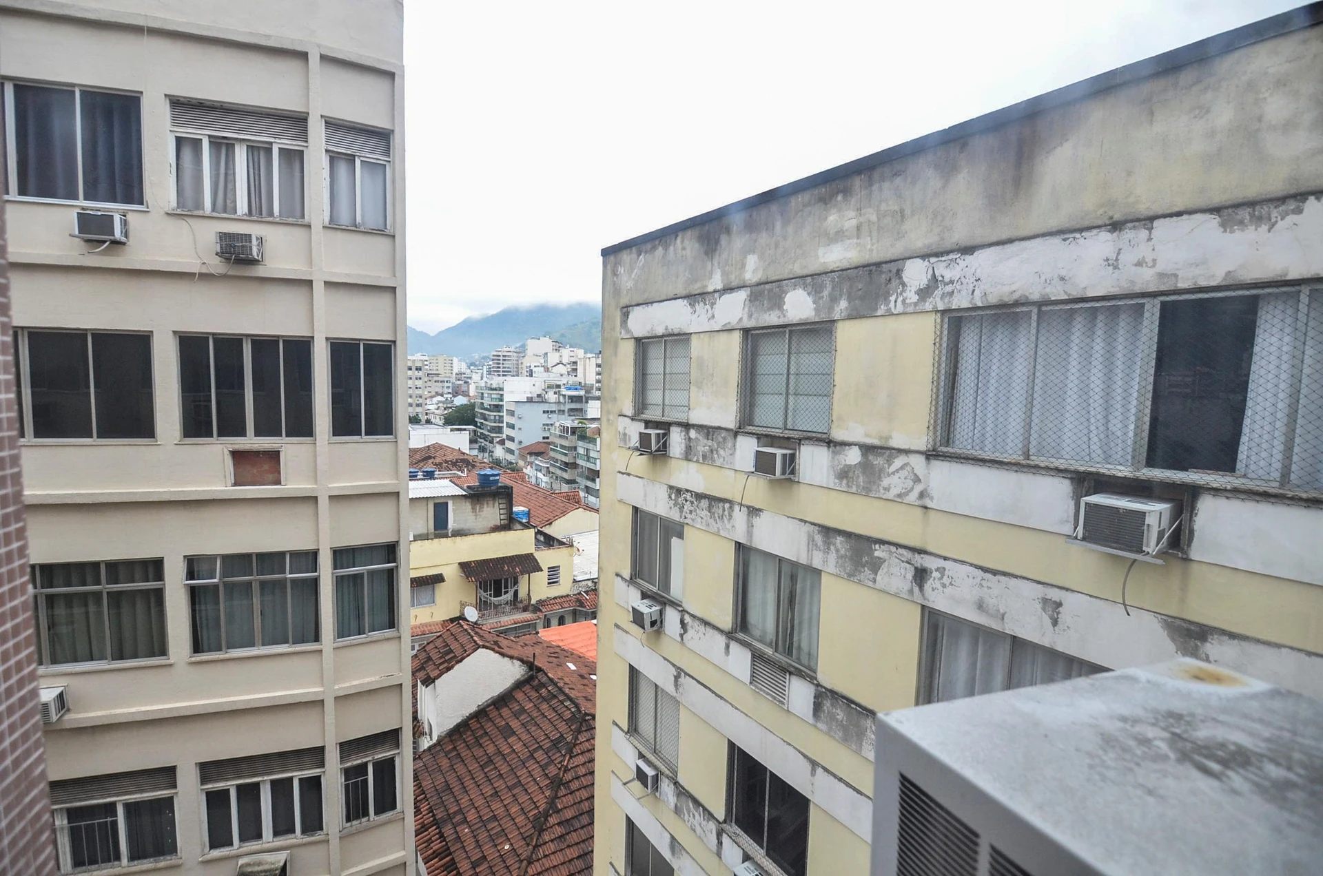 Apartamento de 4 quartos com vista para as montanhas, Tijuca — photo 48