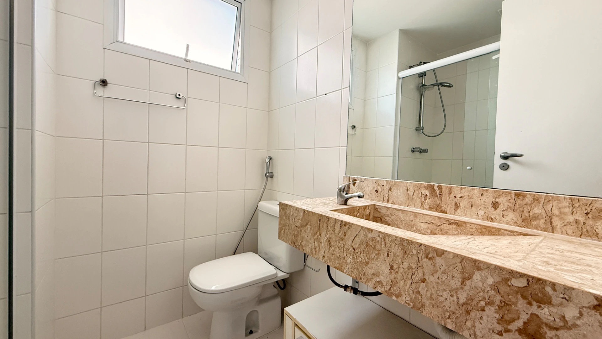 4-bedroom apartment with a gourmet balcony and 160 m² — photo 2