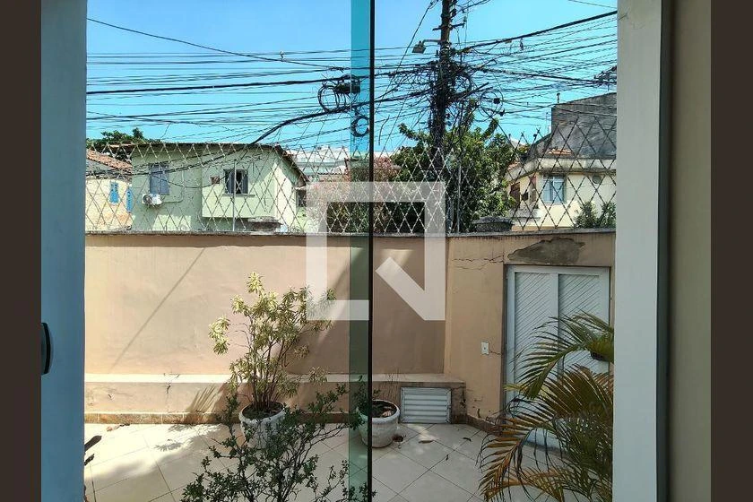 Furnished house with 3 bedrooms, 180 m² and 1 parking spot — photo 26