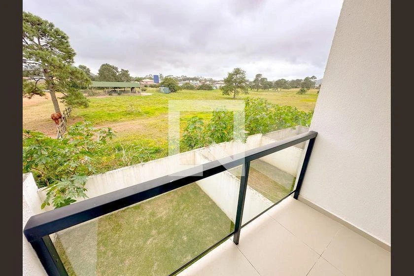 2-bedroom house with a grill on the balcony in Florianópolis — photo 9