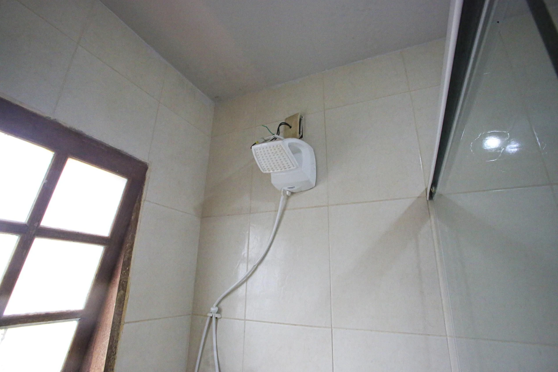 4-bedroom house with a bathtub in Rio de Janeiro — photo 52