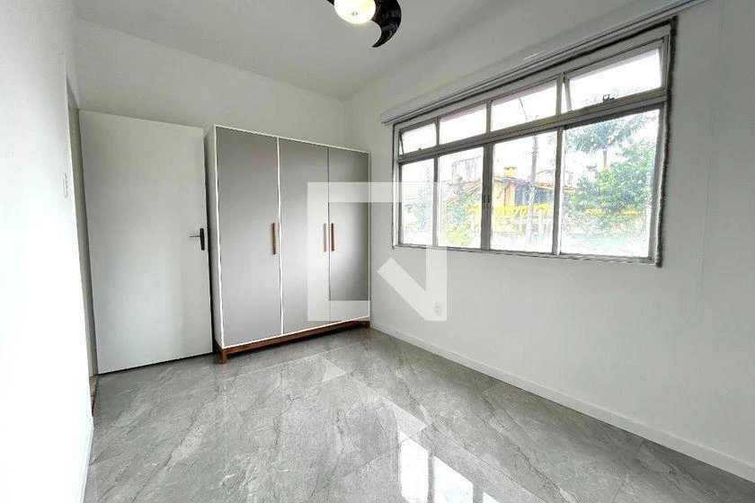 Furnished apartment, 86 m², with a walk-in closet — photo 3